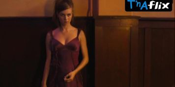 Katja Herbers Breasts Scene  in Amsterdam