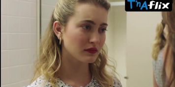 Olivia Macklin Lesbian Scene  in Filthy Rich