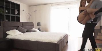 BLACK4K&period; Husband wastes no time and fucks Chrissy Fox when arrives home