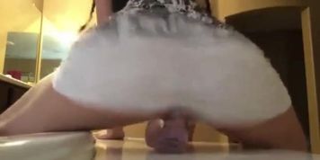 Sexy hot babe masturbating fun times