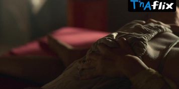Sarah Perles Breasts Scene  in El Cid