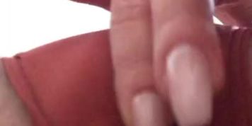 Teen russian pussy gets wet 