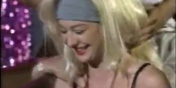 Gangbang Trixy T p 1 on 2 (Isis Taylor, Tyler Knight)