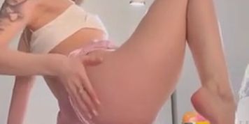 HOT MILF SQUIRT FOR ONLYFANS