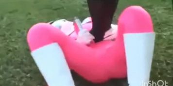 Heroine loses her outfit in middle of fight