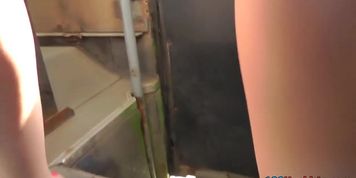 Sexy upskirt pussy and ass of a MILF look really tasty
