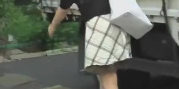 Fancy gorgeous Asian doll flashes her booty during instant sharking attack (Little butt)