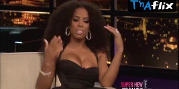 Kelly Rowland Breasts Scene  in Chelsea Lately