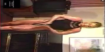Betheny H flexing
