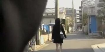 Street sharking experience with some really alluring hot Asian darling