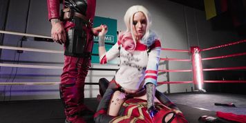HARDCORE SUPERHERO COSPLAY ORGY  (Harley Quinn, Poison Ivy)
