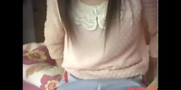 A Cute Asian Girl Webcam Show More to Forusex