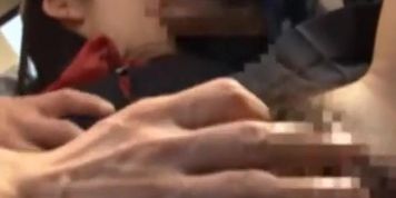 Publicsex oriental pissing on the bus