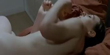 Marina De Van Breasts Scene  in Je Pense A Vous