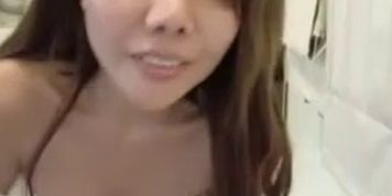 THAI GIRL ON FACEBOOK LIVE VJPINGPING BIG BOOBS