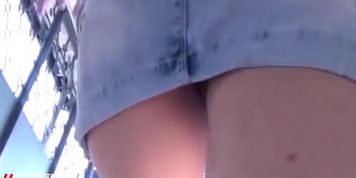 milf shaved pussy no panty upskirt denim dress