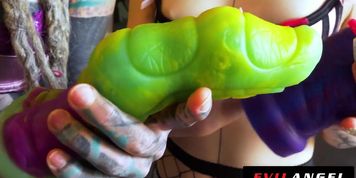 Pierced And Tatted Alt Girls Have Raunchy Anal Screw (Eden Ivy)