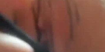Masturbate her pink pussy