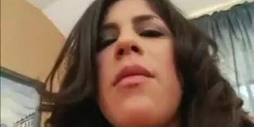 Michelle Avanti threesome