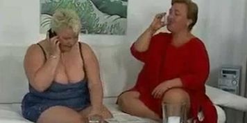 german sluts masturbating