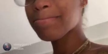 Instagram Thot &ldquo;rozay Molly&rdquo; Showing Titties and Pussy on Live