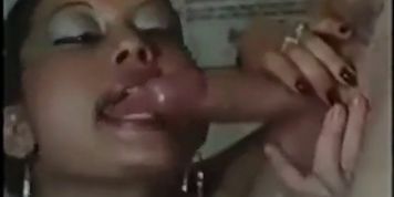 Classic Loop (Isis Taylor)