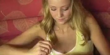 Carli Banks restaurant flash