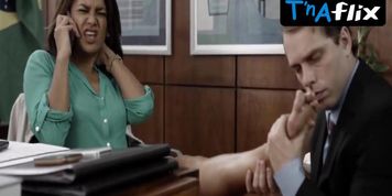 Dira Paes Sexy Scene  in Mulheres No Poder