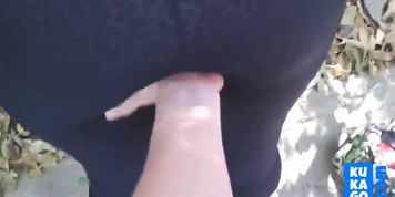 dry humping that ass