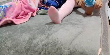 chinese feet tickling
