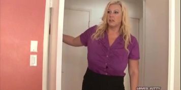 AMAZON LESBIAN