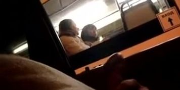 Flash cum to Girls on Bus