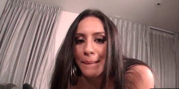 Great latina amateur deepthroat before first anal