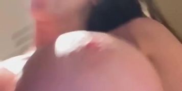 Bimbo sucks and fucks
