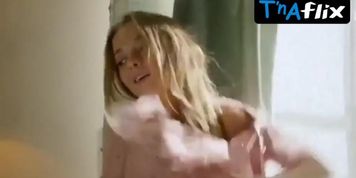 Rina Grishina Sexy Scene  in Svad'By I Razvody