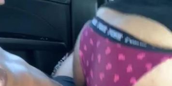 FUCKING HER PUSSY FROM THE BACK! PUBLIC SEX! 