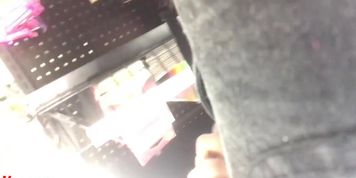 cumming around shoppers