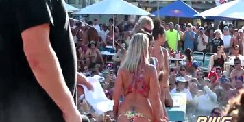 Nasty Twerk Pool Party Sluts out of Control