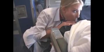Air Stewardess JAV spiltscreen