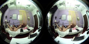 Alexis Ray VR Webcam 1
