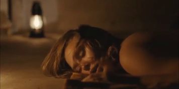 ELIZABETH OLSEN NUDE
