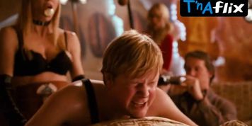Traci Lords Underwear Scene  in Zack And Miri Make A Porno