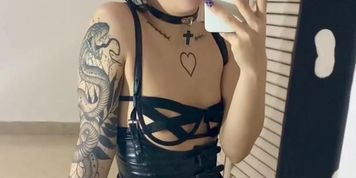 NSFW Leather BDSM Starter Pack for you naughty fuckers plus .. by bdsmmistressroxy from OnlyFans | Coomer