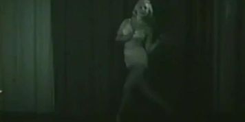 1930s burlesque stripper has the guts to show  it all- rare