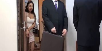 Japanese teen fucks her lover while her bf sleeps (Full video in comments)