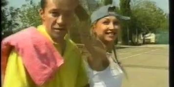 Nomi and Dennis play tennis