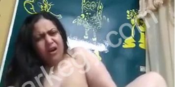 Huge Arab Tits
