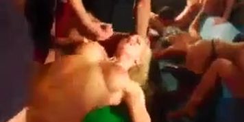 Party groupsex
