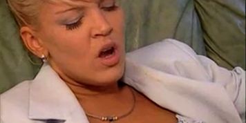 German MILF in stockings anal.