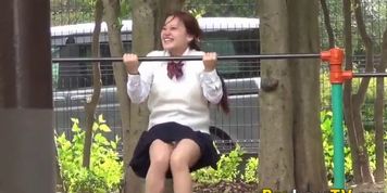 PISS JAPAN TV - Japan babe public pisses